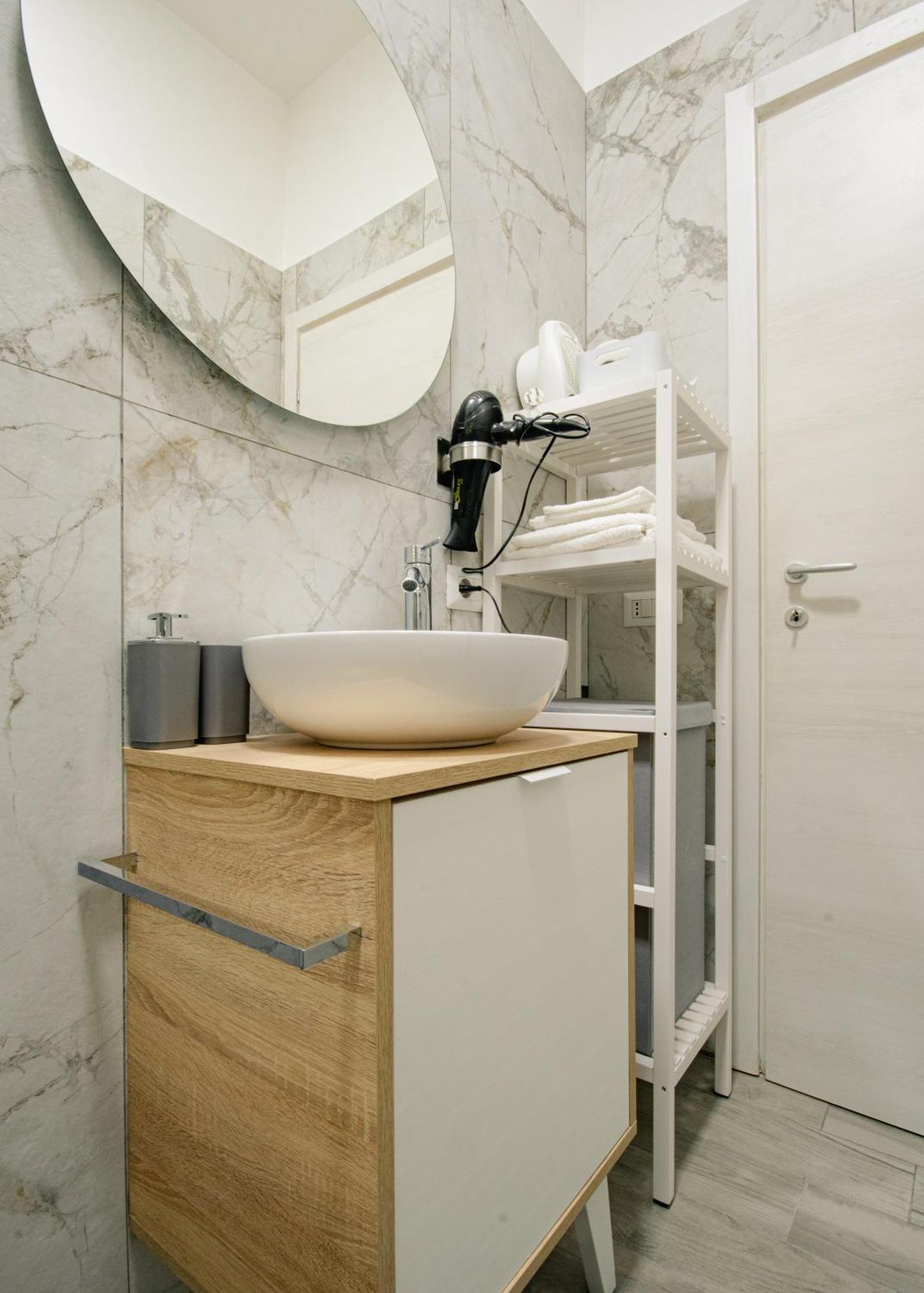 Il Dubbio Ai Spagnoli Apartment Naples